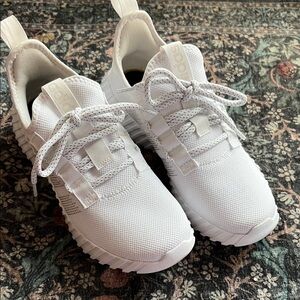 Adidas Kaptir Flow Sneakers